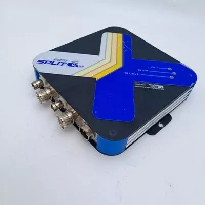 EASYSPLIT ACTIVE ANTENNA SPLITTER A-027 DC 9 TO 28V @ 25-130 mA easyAIS