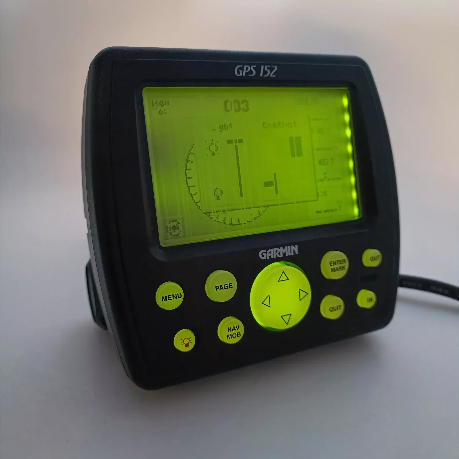GARMIN GPS 152 Marine GPS Marine Navigator Chartplotter w/ Internal GPS Antenna