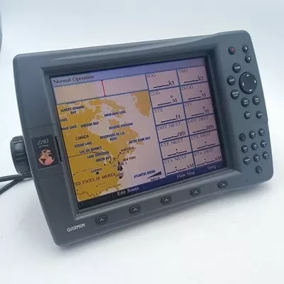 Garmin GPSMAP 2210 Marine GPS Chartplotter Navigation Display Unit 011-01389-00