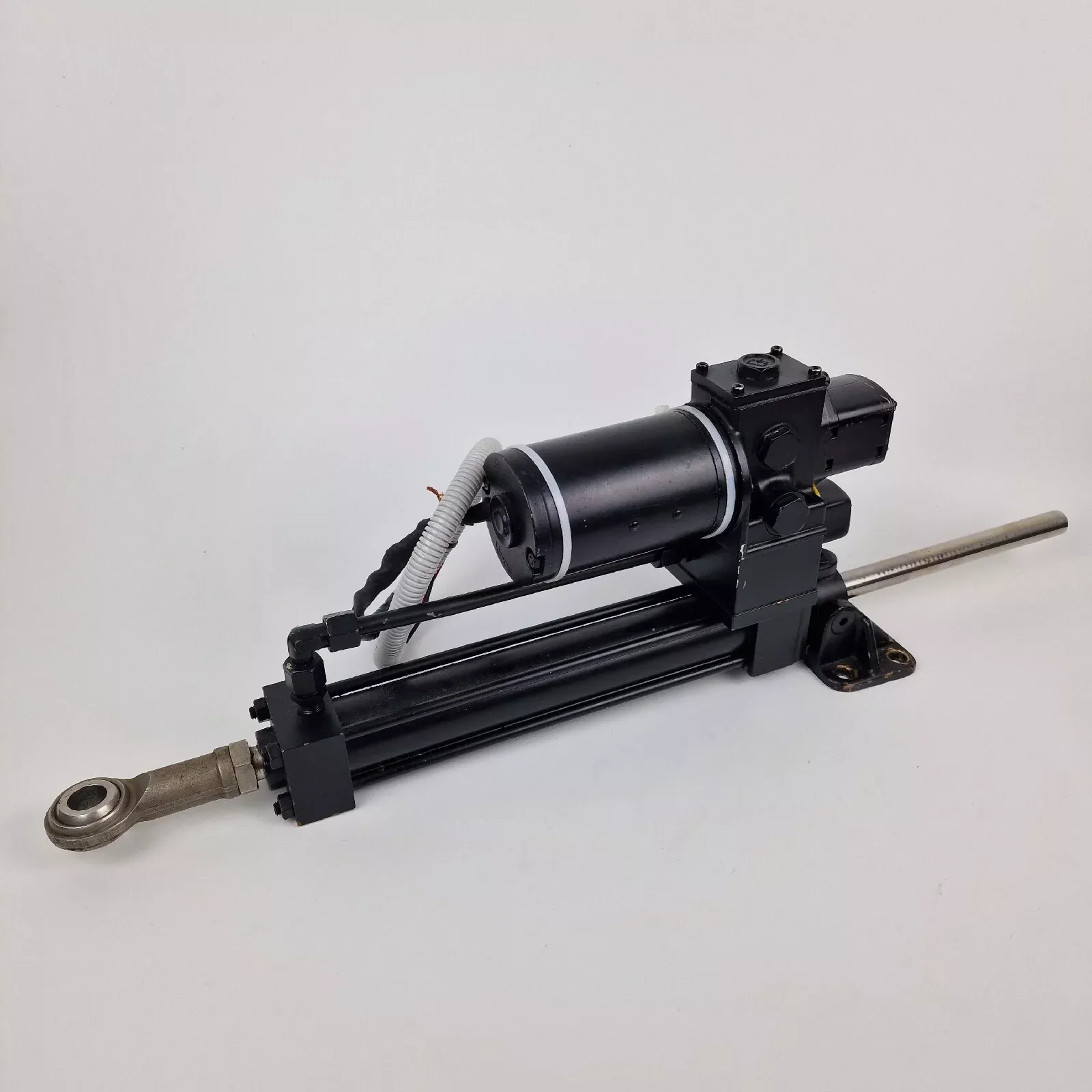 MAAZOCHI BOLOGNA Raymarine Simrad B&G Hydraulic Linear Drive TYPE 2 12V 22 Ton